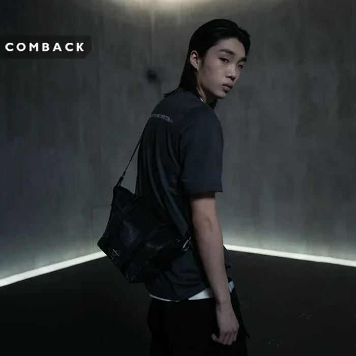Messenger shoulder bag comback techwear accessories streetwear futuristic 2