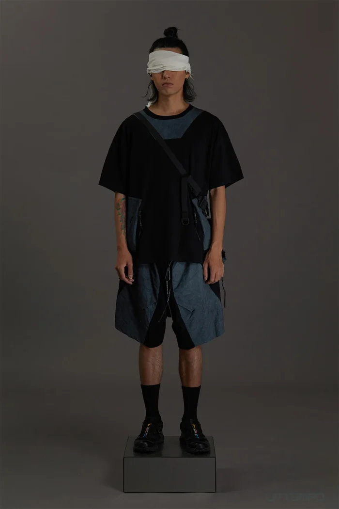 Pupil travel 21ss Back diagonal zipper t shirt spliced materials short sleeve oversized techwear punk streetwear 5