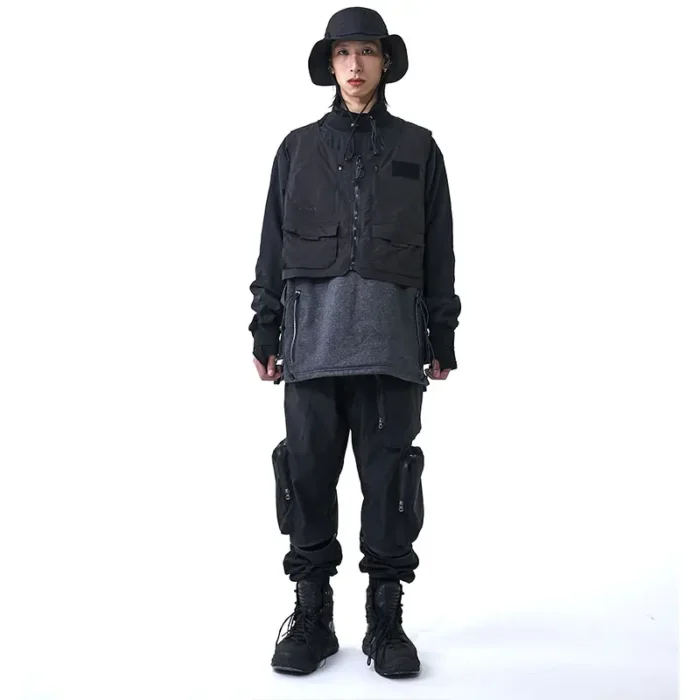 Pupil travel funtional sweater and vest set side reflective pockets techwear streetwear punk aesthetic futuristic 1