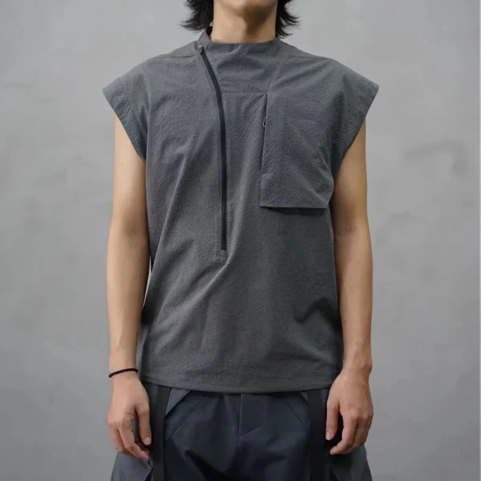 Nosucism 24ss Diagonal zippered chest pocket sleeveless dark gray tank top vest textured fabric techwear dystopian 2